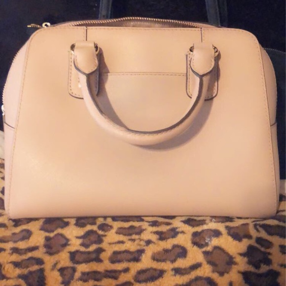 ❌SOLD❌Authentic Michael Kors Handbag - Picture 5 of 7